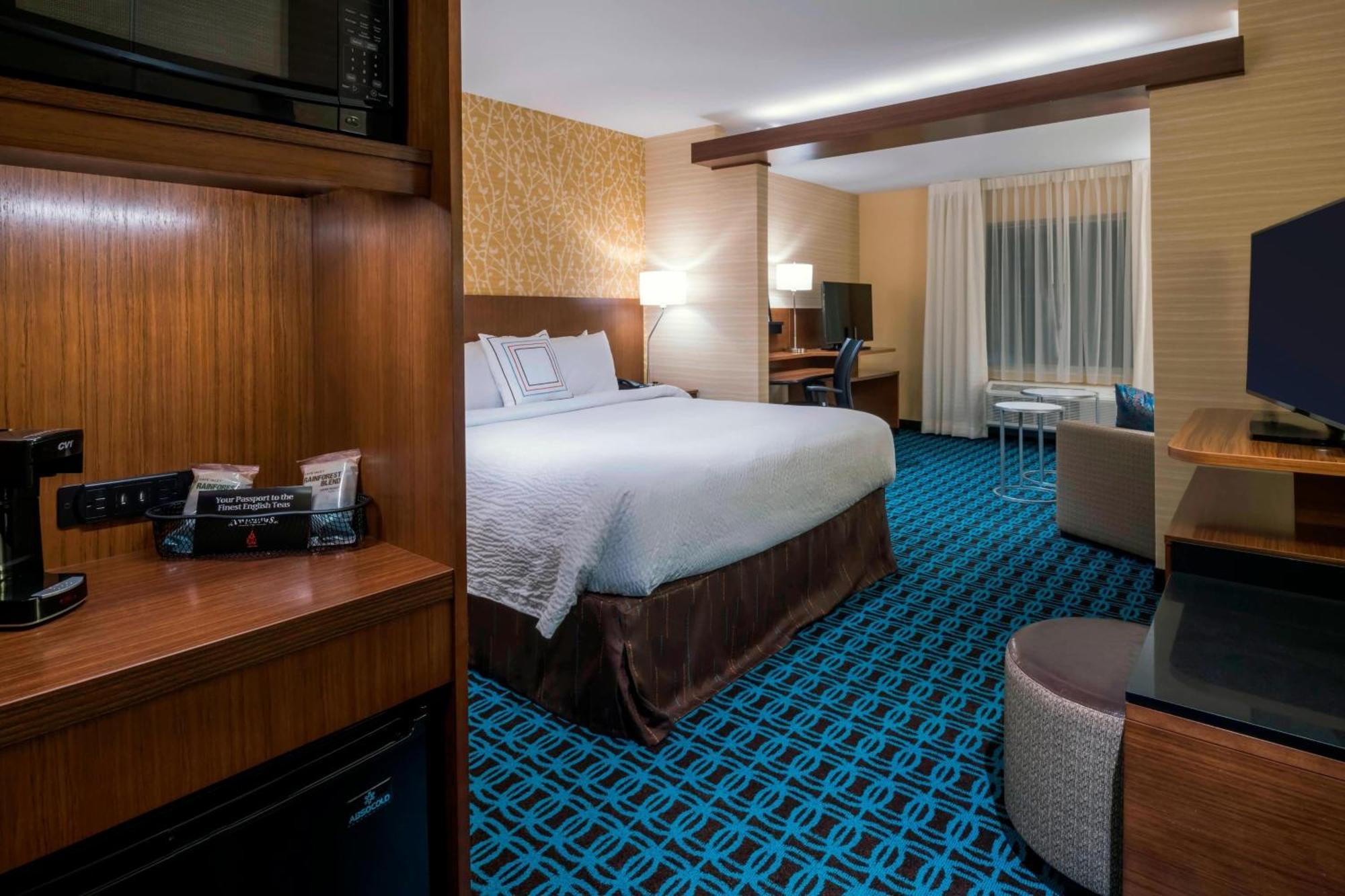 Fairfield Inn & Suites By Marriott Boston Marlborough/Apex Center מראה חיצוני תמונה