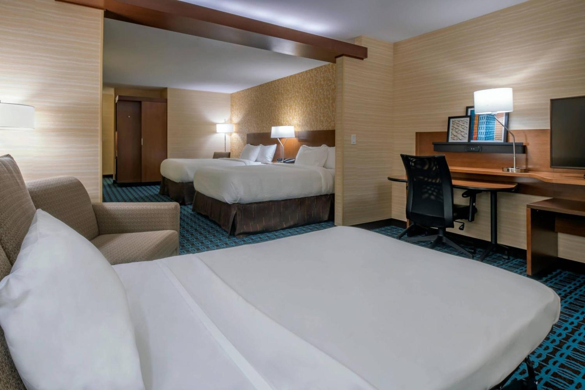 Fairfield Inn & Suites By Marriott Boston Marlborough/Apex Center מראה חיצוני תמונה