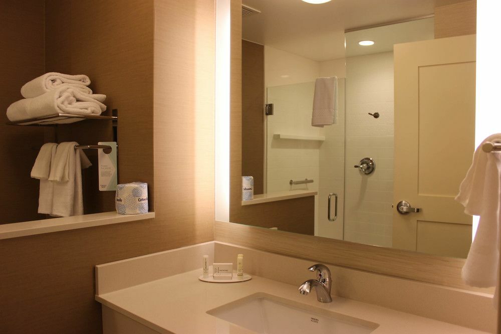 Fairfield Inn & Suites By Marriott Boston Marlborough/Apex Center מראה חיצוני תמונה